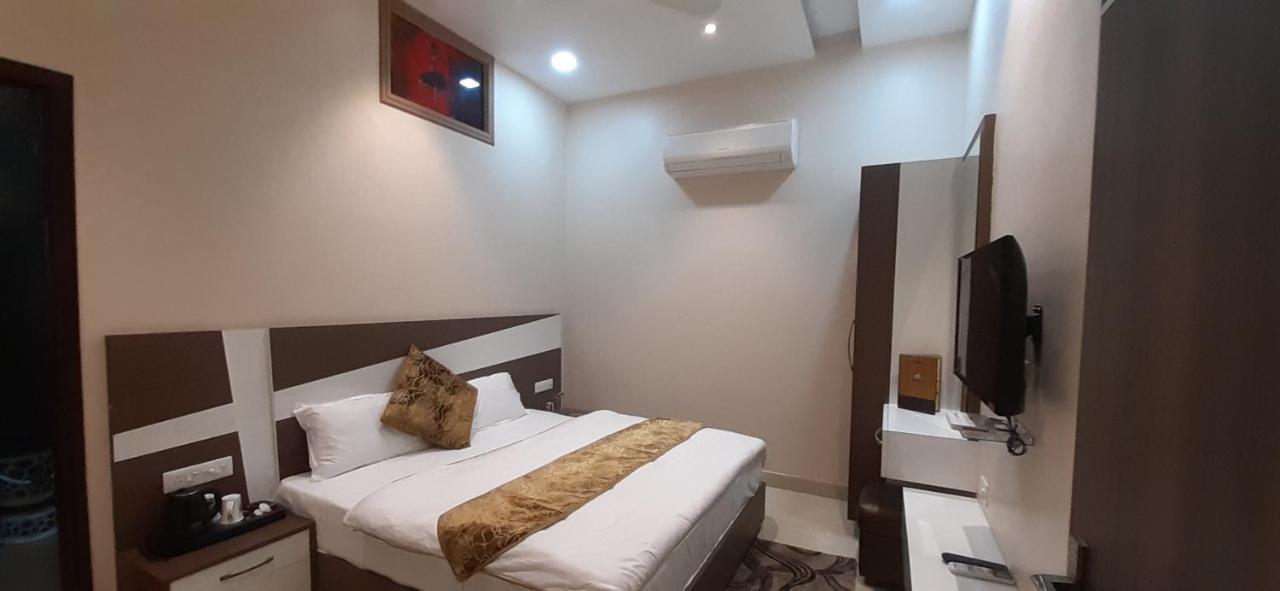 Amor Hotel Gangānagar 外观 照片